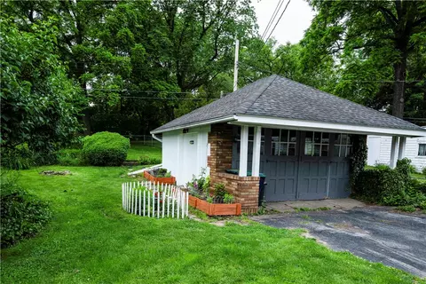 Exterior - 51 Whitby Rd, Irondequoit, NY 14609 photo 6 of 7