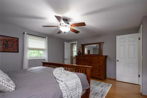 Bedroom - 151 Chapel Hill Dr, Irondequoit, NY 14617 photo 3 of 7