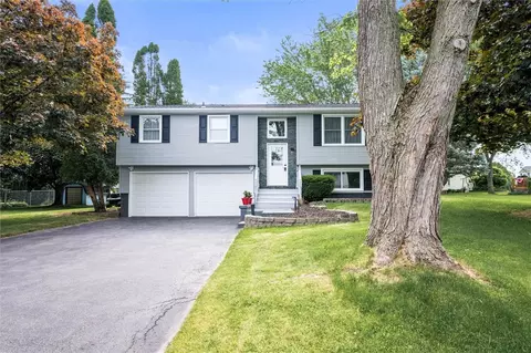 1440 Tudor Way, Farmington, NY 14425