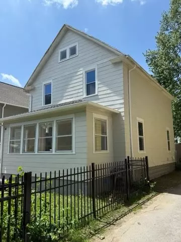 41 Garnet St, Rochester, NY 14609