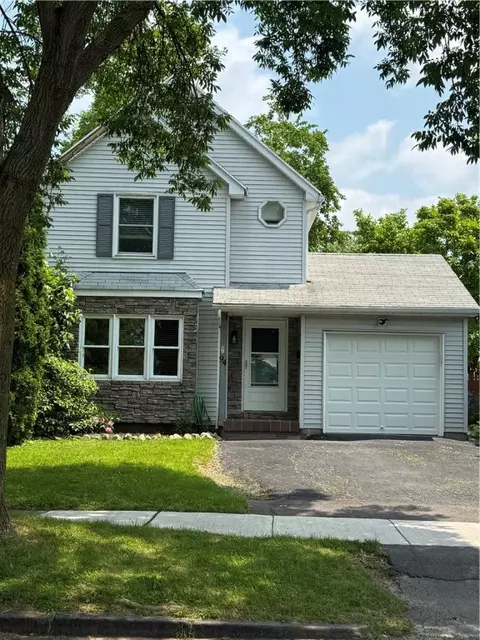 94 Brookhaven, Rochester, NY 14621