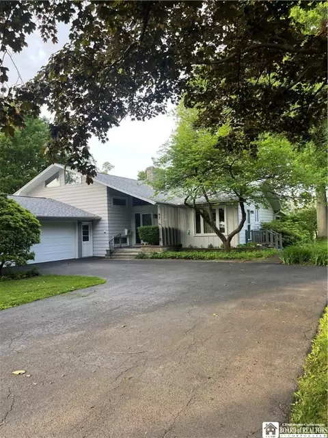 97 N Gale St, Westfield, NY 14787