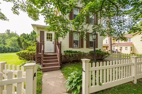 227 Ontario Street Ext, Canandaigua, NY 14424