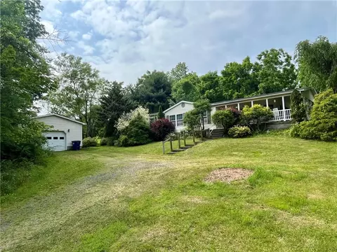 12901 Washburn Rd, Butler, NY 14590
