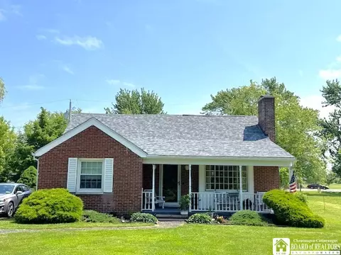 10604 Lakewood Dr, Dunkirk, NY 14048