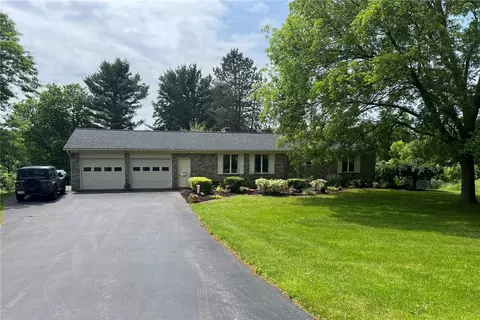 969 Erie Street Road Rd, Macedon, NY 14502