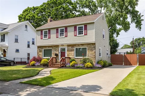 Exterior - 262 Barry Rd, Irondequoit, NY 14617 photo 7 of 7
