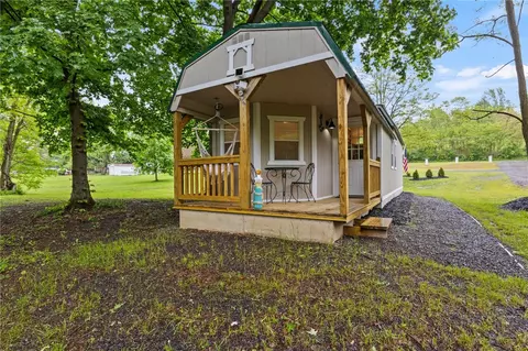Exterior - 125 Layton St, Lyons, NY 14489 photo 4 of 5