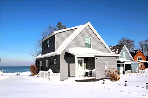 250 Danielle Ln, Kendall, NY 14476