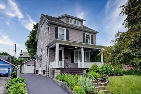607 Parsells Ave, Rochester, NY 14609