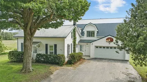 4709 Freeman Rd, Royalton, NY 14105