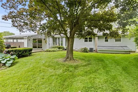 38 Moroa Dr, Irondequoit, NY 14622 photo 24