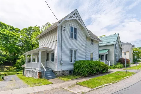 353 Castle St, Geneva, NY 14456