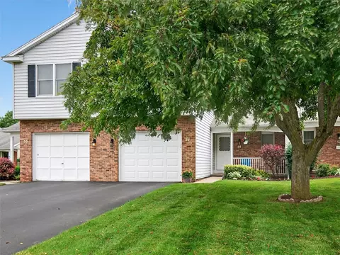 54 Flower Dale Cir, Greece, NY 14626