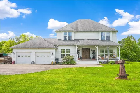 119 Longview Dr, Pittsfield, NY 13335