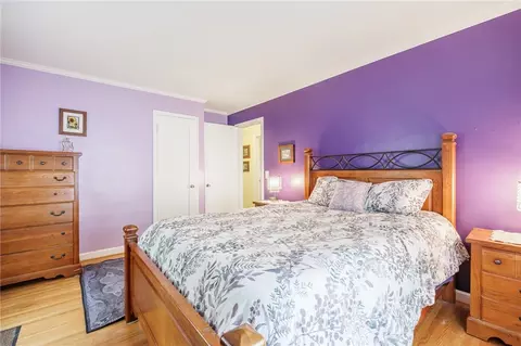 Bedroom - 309 Brandon Rd, Irondequoit, NY 14622 photo 2 of 4