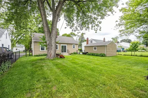 Exterior - 309 Brandon Rd, Irondequoit, NY 14622 photo 9 of 9