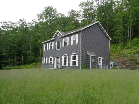 671 Breed Hollow Rd, Catlin, NY 14845