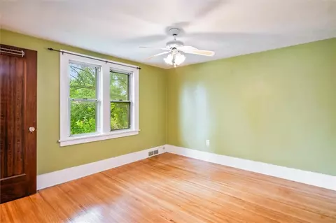 Bedroom - 199 Brett Rd, Irondequoit, NY 14609 photo 1 of 8