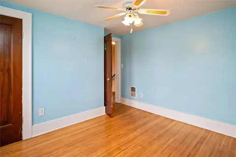 Bedroom - 199 Brett Rd, Irondequoit, NY 14609 photo 6 of 8
