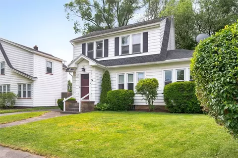 Exterior - 199 Brett Rd, Irondequoit, NY 14609 photo 2 of 9