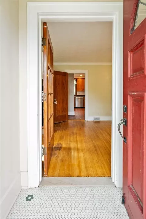 Entry Way - 199 Brett Rd, Irondequoit, NY 14609 photo 2 of 4