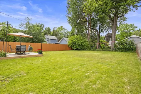 144 Montclair Dr, Irondequoit, NY 14617 photo 30