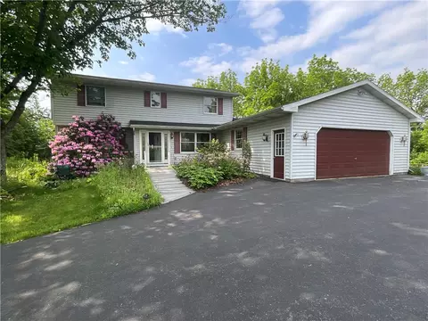 2948 Lattin Rd, Gaines, NY 14411