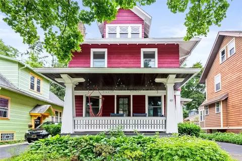 67 Macbeth St, Rochester, NY 14609