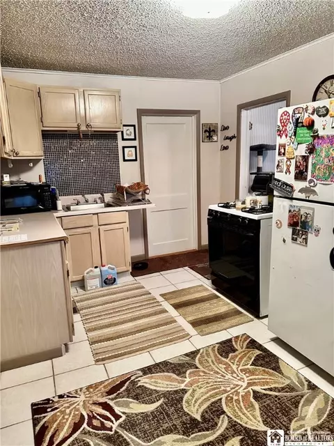 Kitchen - 417 4th Ave, Olean, NY 14760 photo 2 of 4