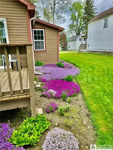 Exterior - 417 4th Ave, Olean, NY 14760 photo 6 of 10