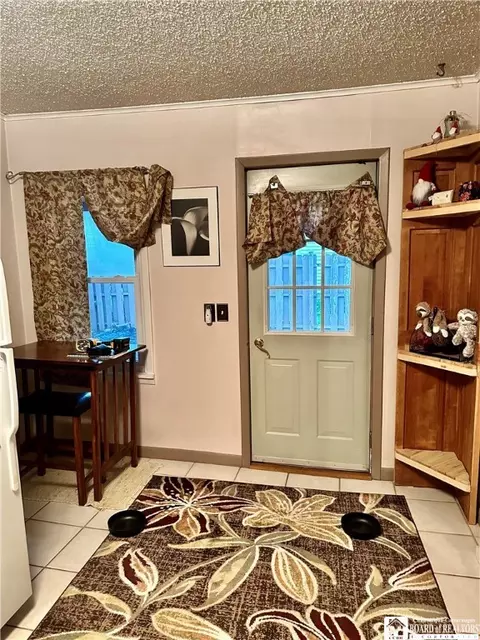 Entry Way - 417 4th Ave, Olean, NY 14760 photo 3 of 4