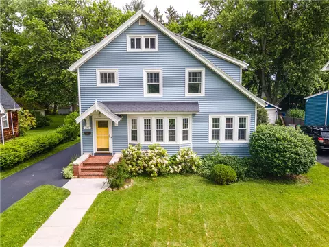 276 Susquehanna Rd, Rochester, NY 14618