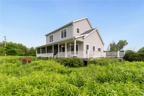 3375 Skyline Dr, Jerusalem, NY 14527