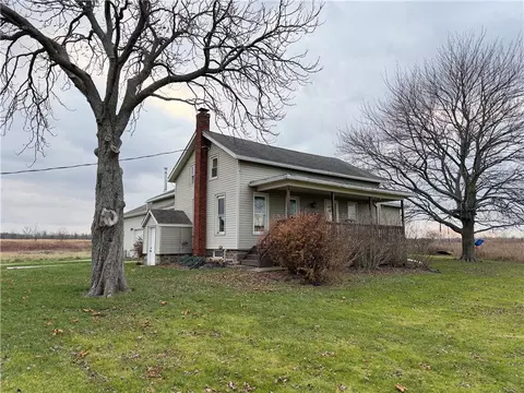 14918 Lakeshore Rd, Carlton, NY 14477