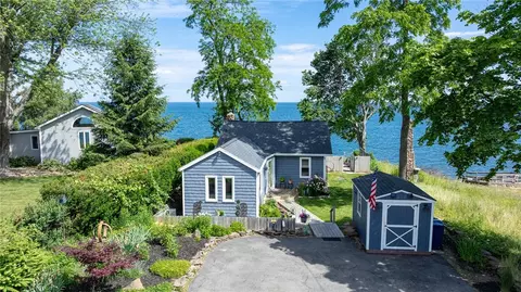 3183 Lake Rd, Williamson, NY 14589