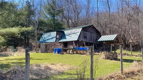 1571 Emerson Rd, Potter, NY 14507 photo 13