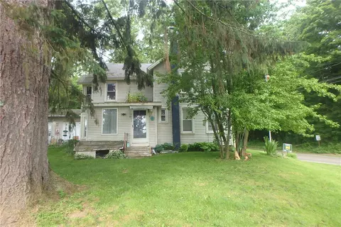 7493 Seaman St, Sodus Point, NY 14555