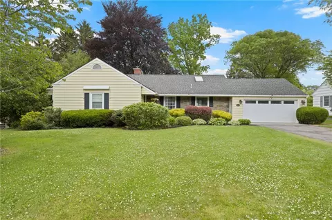 100 Carverdale Dr, Rochester, NY 14618
