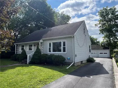 100 Curren Dr, Elmira, NY 14905