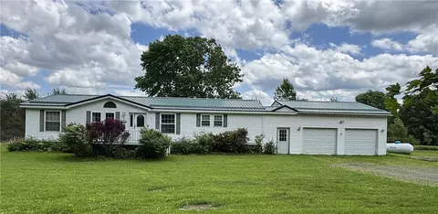 131 Dorr Edson Rd, Oneonta, NY 13820