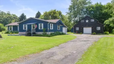 8939 Old Route 31, Galen, NY 14489