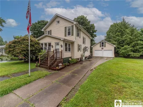43 Case Ave, Busti, NY 14750