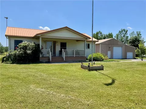 13810 Waterport Carlton Rd, Carlton, NY 14411