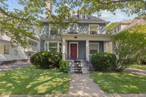 189 Dartmouth St, Rochester, NY 14607
