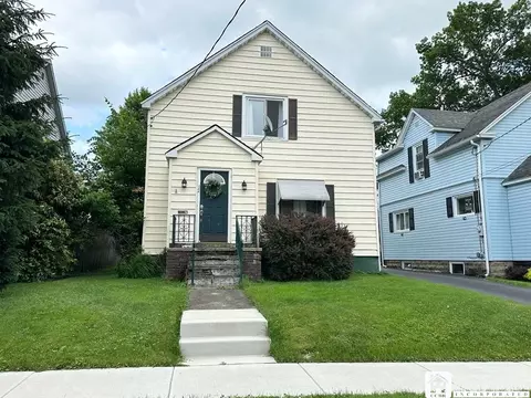 12 Juliet St, Jamestown, NY 14701