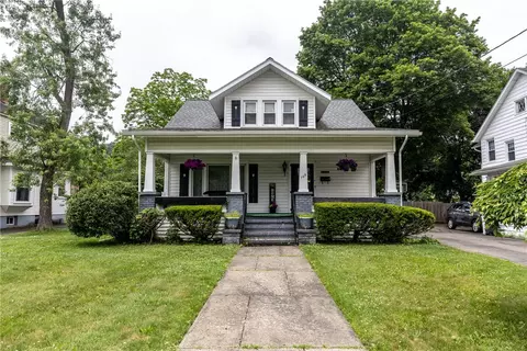 109 Oakwood Ave, Elmira, NY 14903
