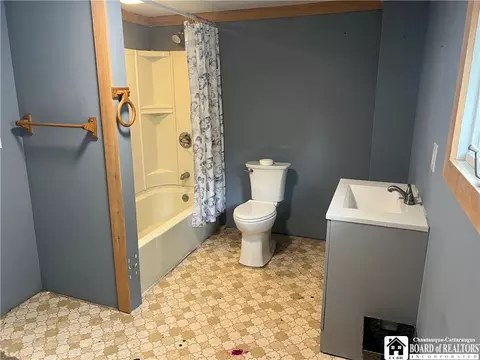 Bath - 1014 N Union St, Olean, NY 14760 photo 1 of 1