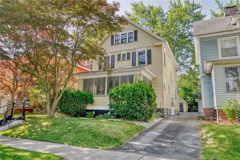 233 Albemarle St, Rochester, NY 14613