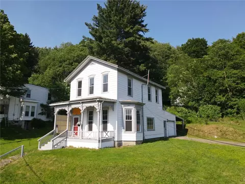 2 2nd St, Eldred, PA 16731